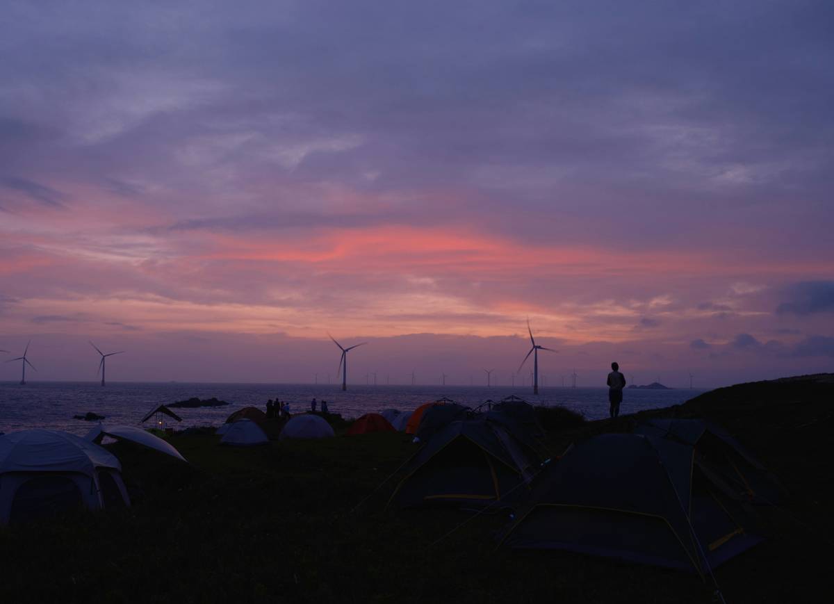 Renewable Energy Panel: What Is Green and Why It Matters for Your RV
